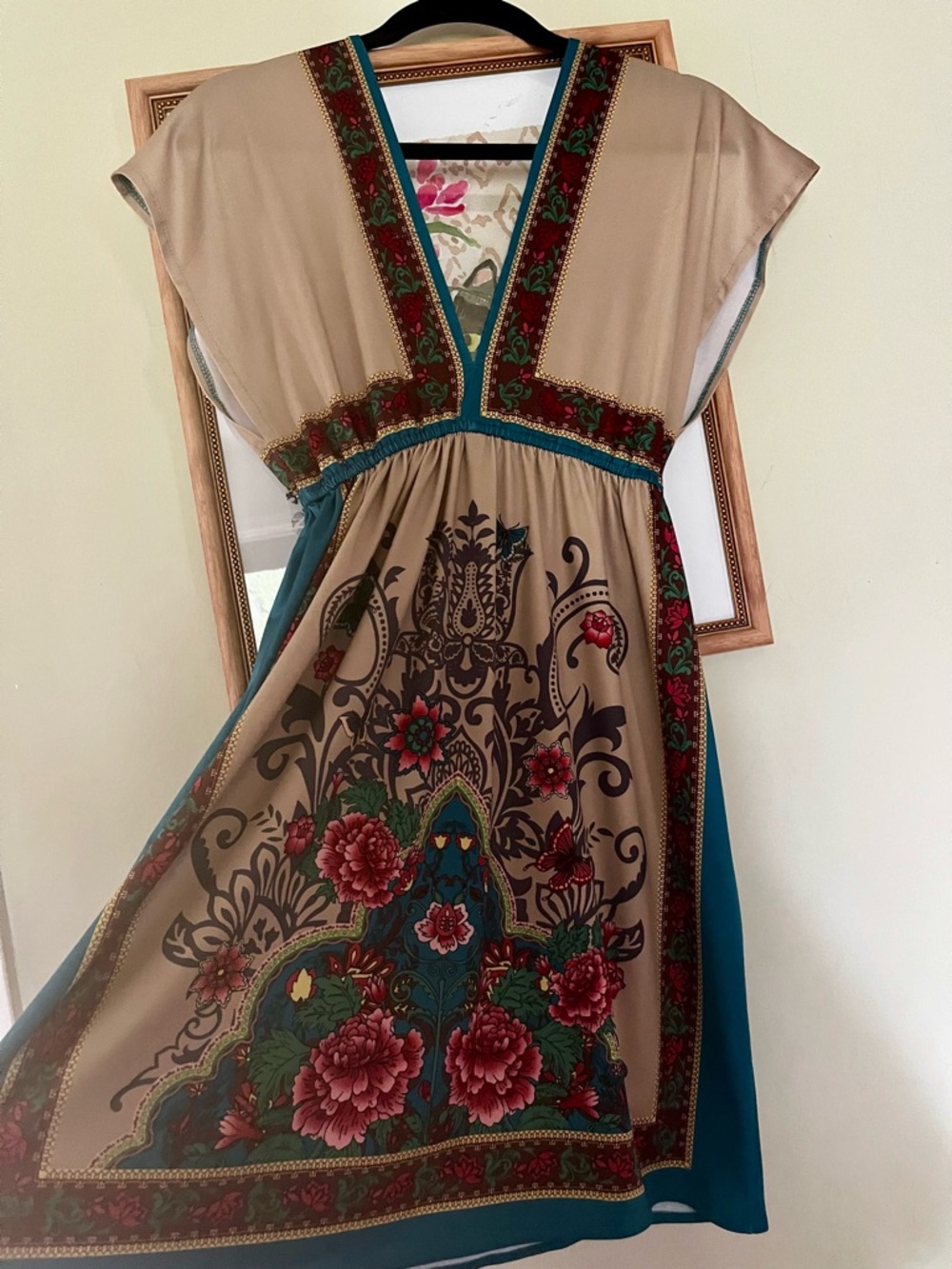 Flying Tomato Dress - Picture 4 of 4